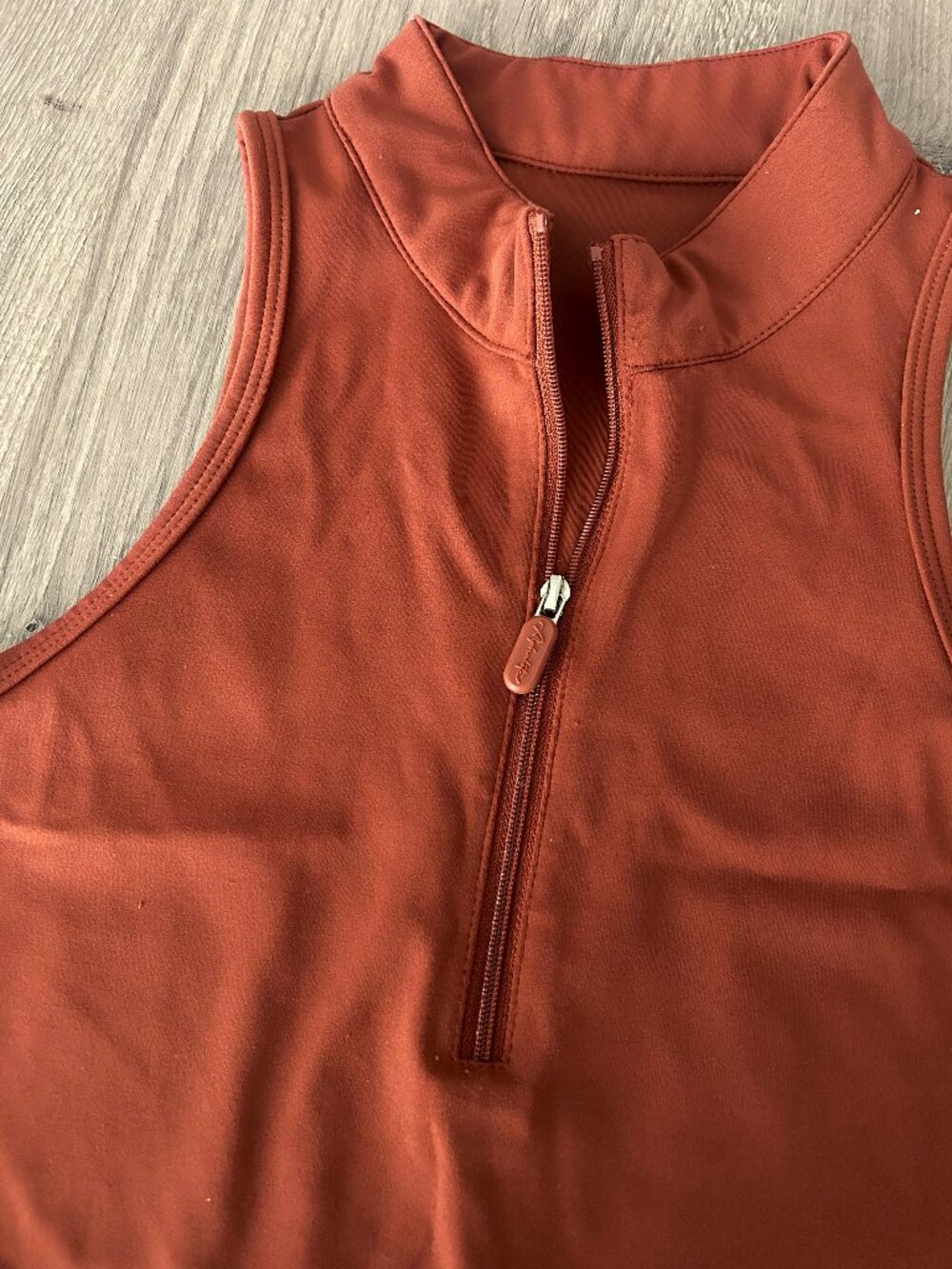 Alphalete Zip Crop Top - Picture 2 of 5